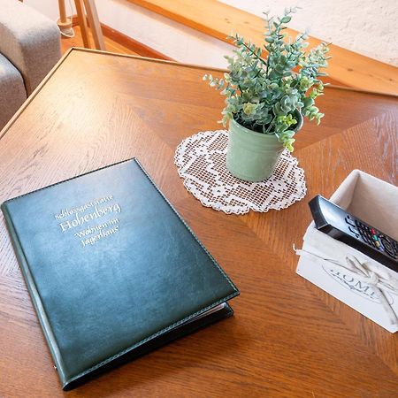 Schlossgaststatte Hohenberg Apartman Seeshaupt Kültér fotó