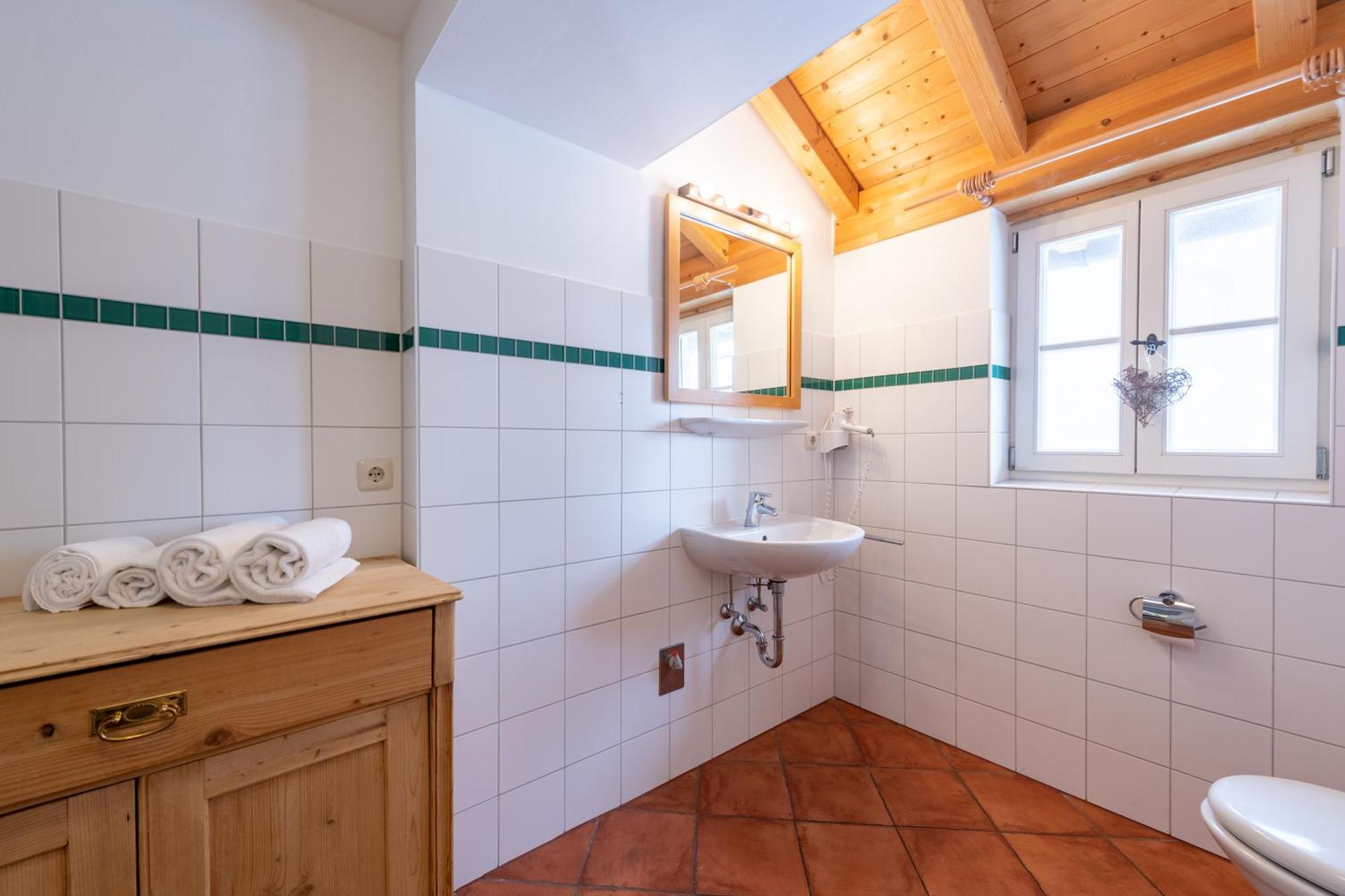 Schlossgaststatte Hohenberg Apartman Seeshaupt Kültér fotó