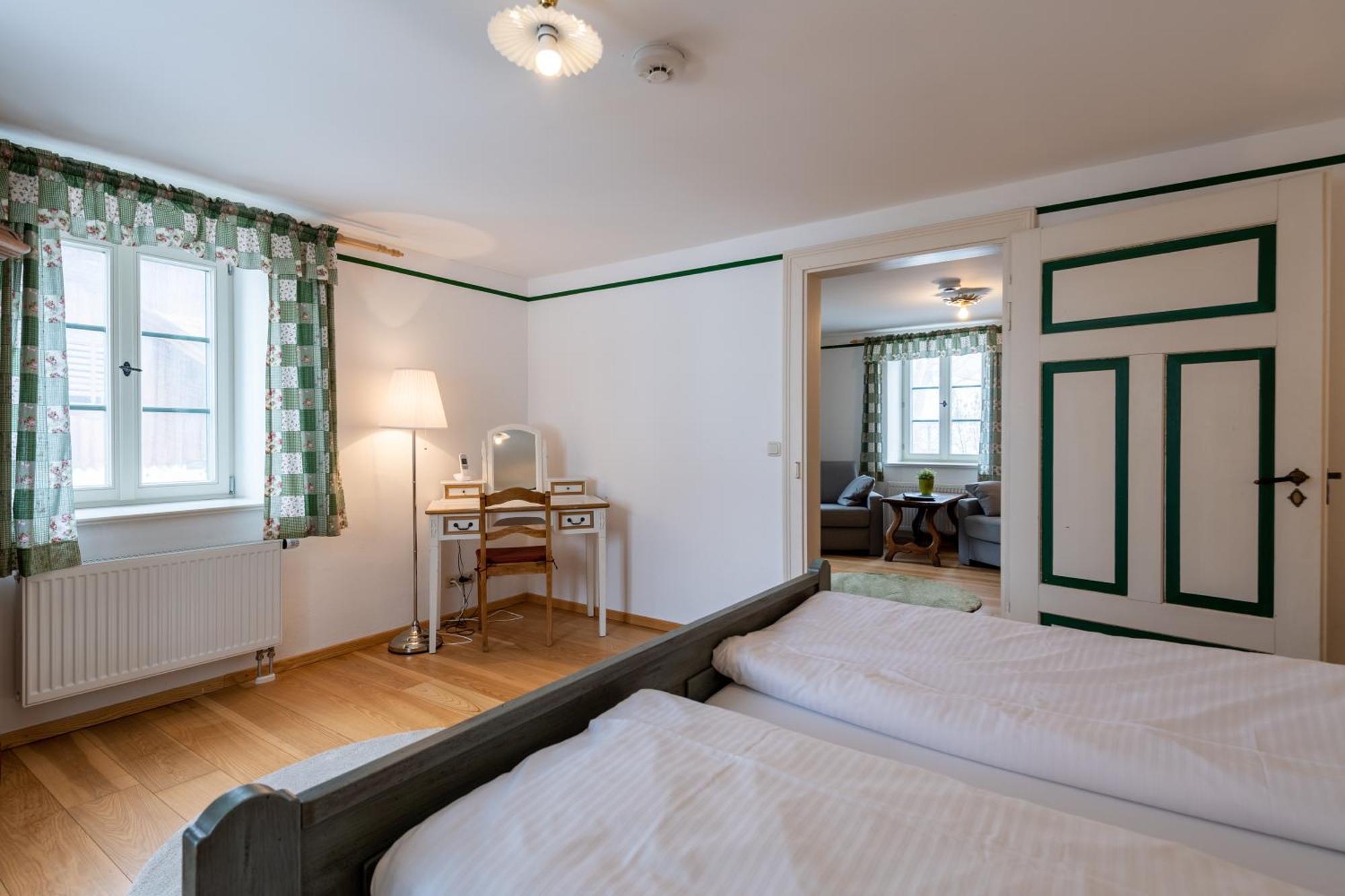 Schlossgaststatte Hohenberg Apartman Seeshaupt Kültér fotó